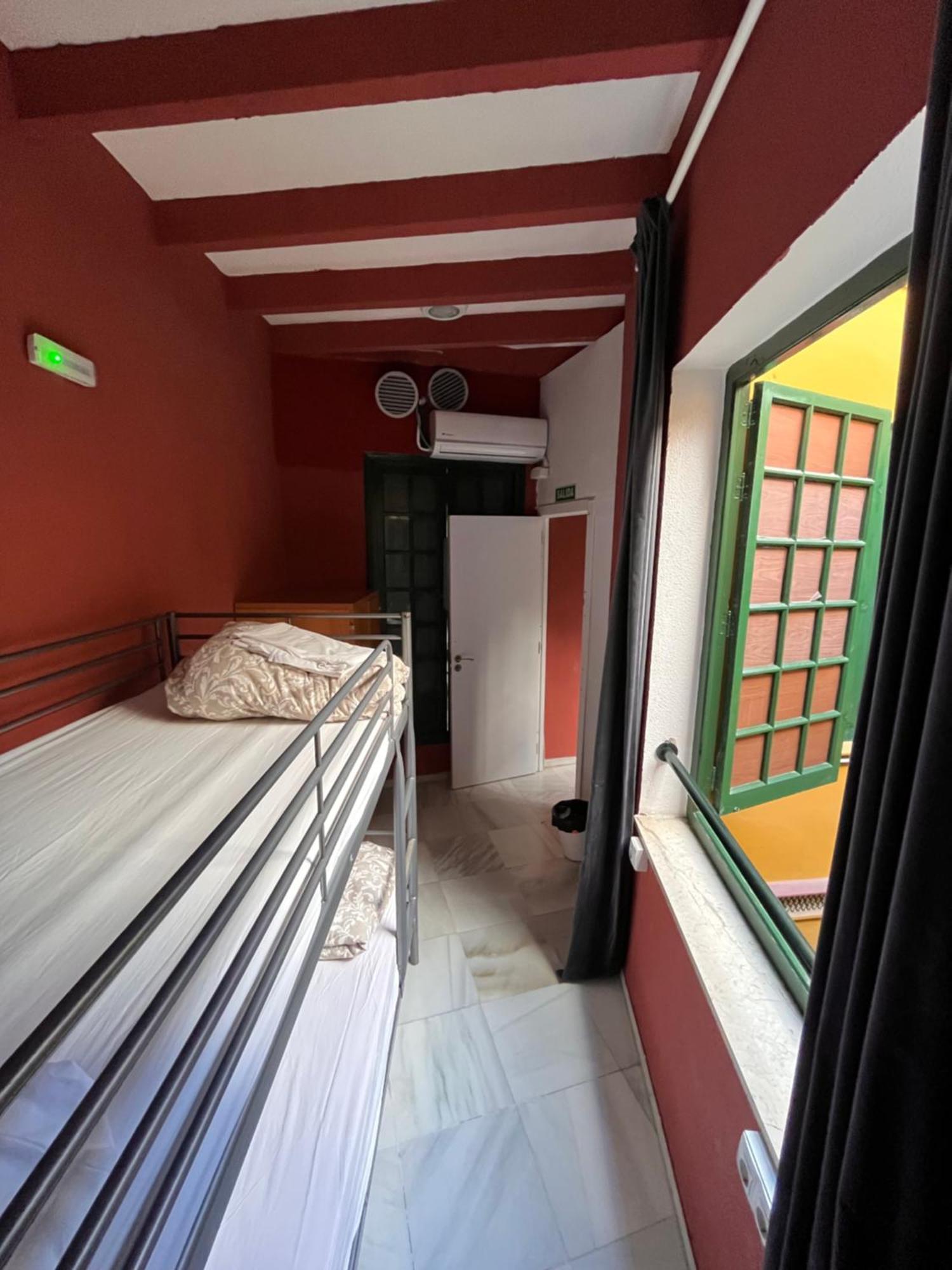 San Isidoro Hostel Sevilla Extérieur photo